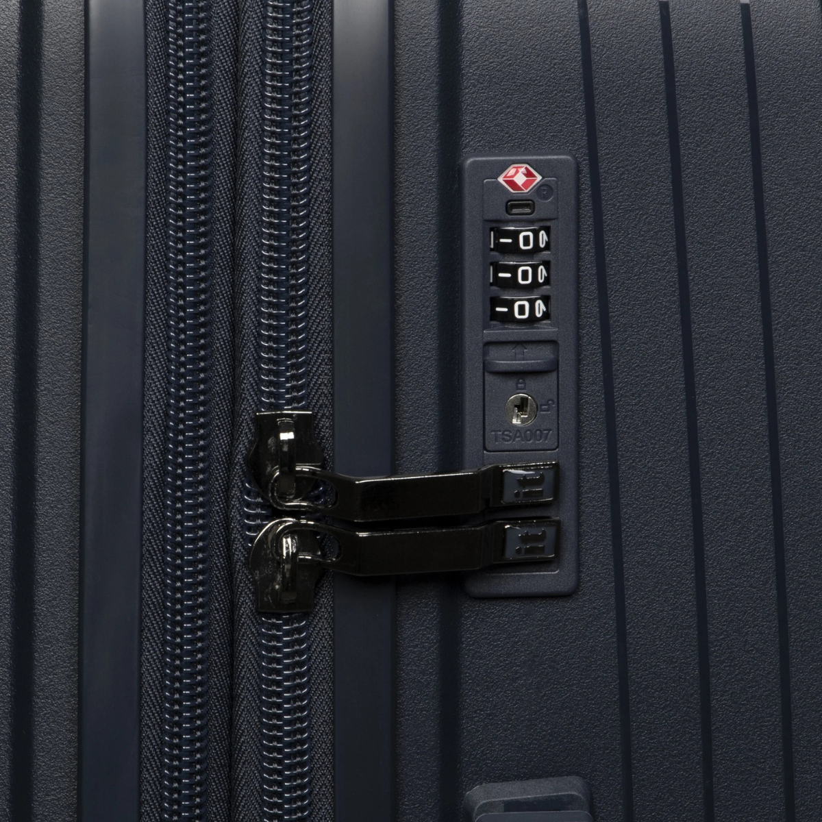 It Luggage Spontaneous