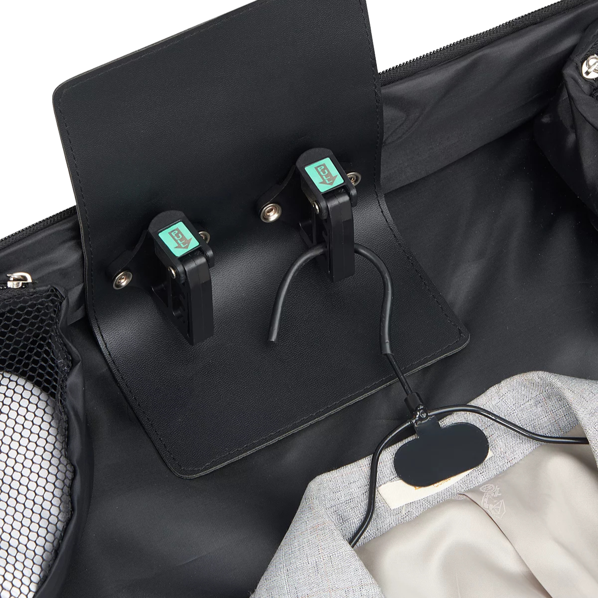 Delsey Helium Breeze 6.0 Garment Bag