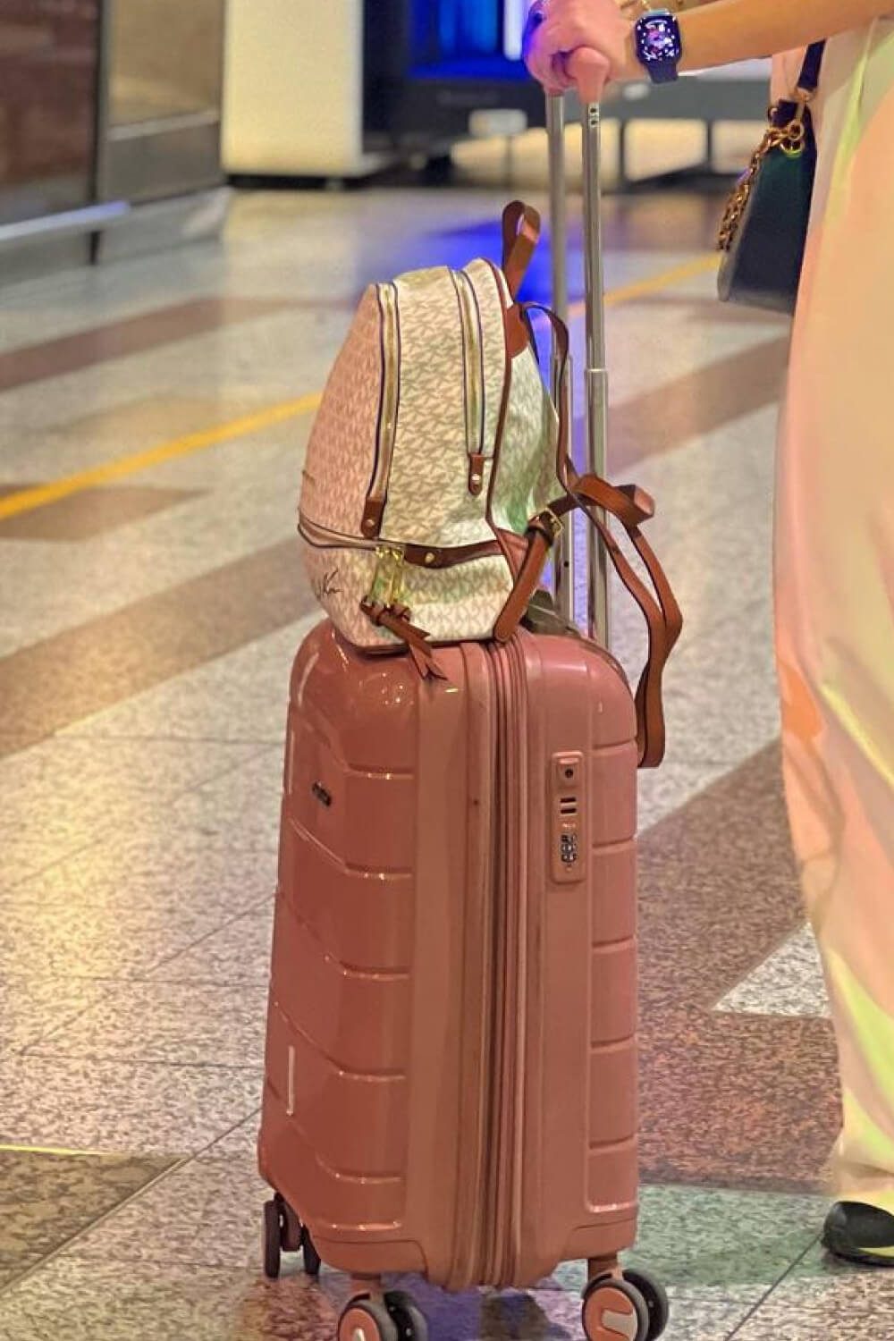 pakistan travel bag
